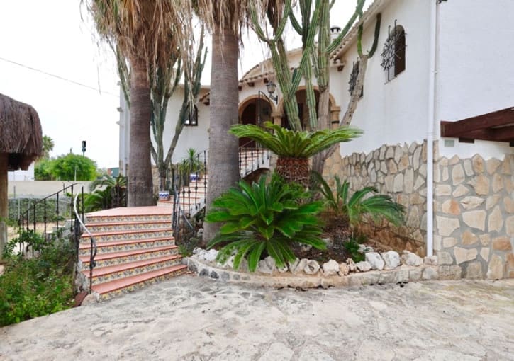 7 bedroom Villa for sale in Javea / Xabia with pool garage - € 850,000 (Ref: 9391113)