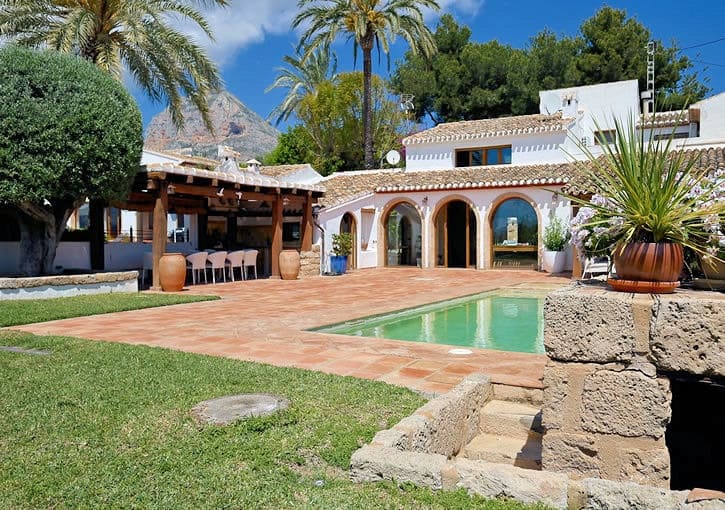 6 bedroom Villa for sale in Javea / Xabia with pool garage - € 1,495,000 (Ref: 9391129)
