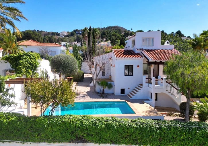 Chalet de 5 habitaciones en Javea / Xàbia en venta con piscina garaje - 790.000 € (Ref: 9391133)