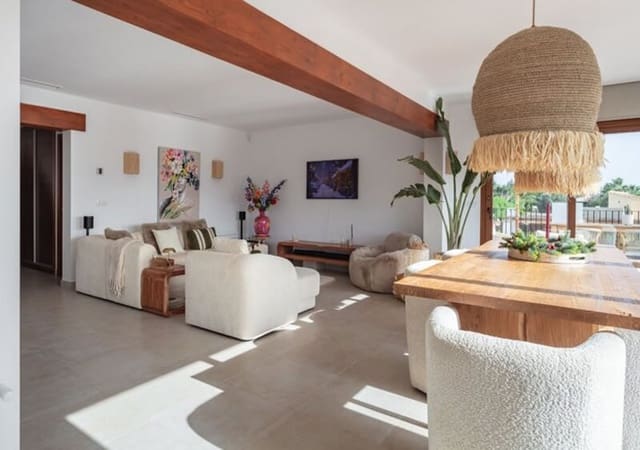 6 bedroom Villa for sale in Javea / Xàbia with pool garage - € 2,495,000 (Ref: 9393338)