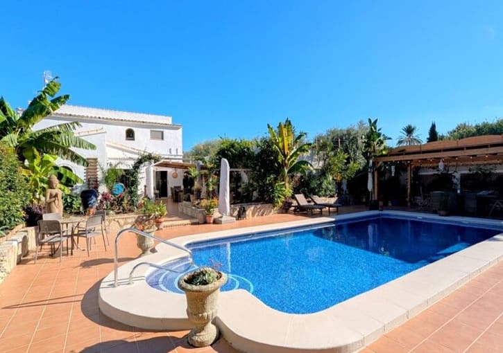 3 soveværelse Villa til salg i Jesus Pobre med swimmingpool garage - € 749.000 (Ref: 9447375)