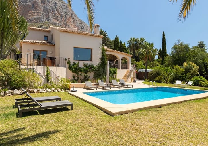 Chalet de 5 habitaciones en Javea / Xàbia en venta con piscina garaje - 1.395.000 € (Ref: 9452813)