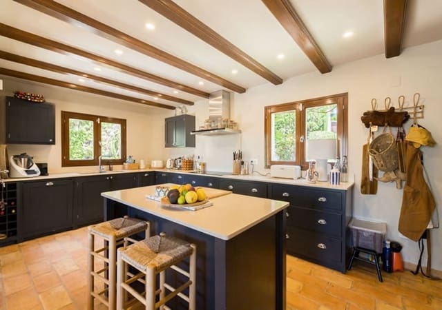 5 bedroom Villa for sale in Javea / Xàbia with pool garage - € 1,395,000 (Ref: 9496531)