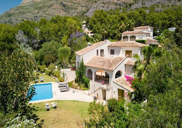5 bedroom Villa for sale in Javea / Xàbia with pool garage - € 1,395,000 (Ref: 9496531)