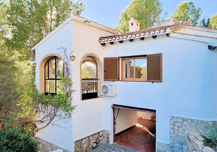 2 makuuhuone Huvila myytävänä paikassa Javea / Xabia mukana 
autotalli - 648 000 € (Ref: 9500298)