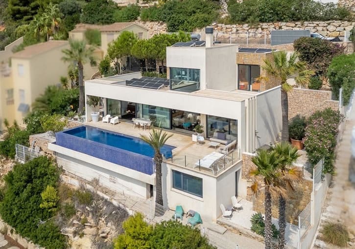 4 soveværelse Villa til salg i Cumbre del Sol med swimmingpool garage - € 2.795.000 (Ref: 9504603)