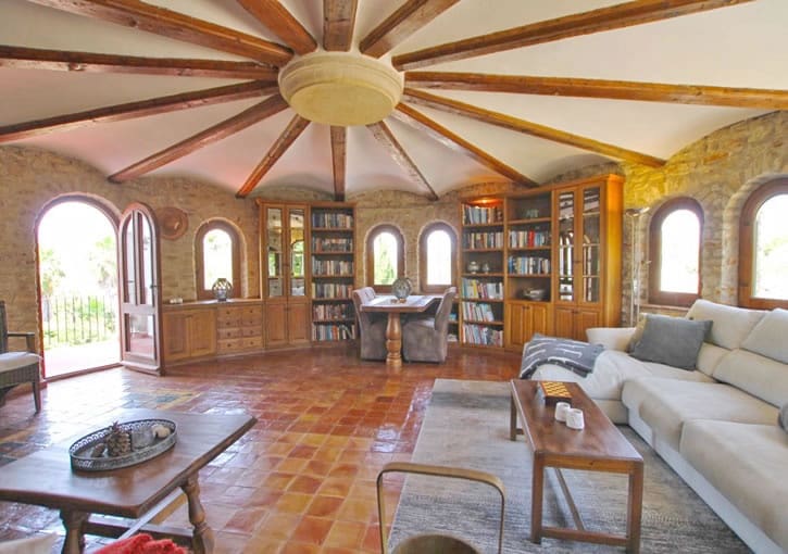 15 bedroom Commercial for sale in Javea / Xabia with pool garage - € 1,590,000 (Ref: 9519269)