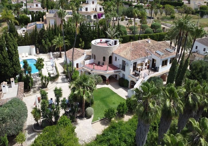 15 bedroom Commercial for sale in Javea / Xabia with pool garage - € 1,590,000 (Ref: 9519269)