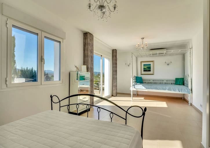 5 bedroom Villa for sale in Javea / Xabia with pool garage - € 1,695,000 (Ref: 9520828)