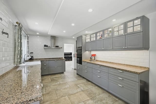 5 soveværelse Villa til salg i Javea / Xàbia med swimmingpool garage - € 995.900 (Ref: 9575360)