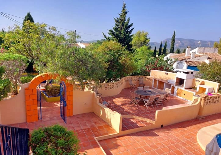 Chalet de 4 habitaciones en Javea / Xàbia en venta con piscina garaje - 750.000 € (Ref: 9598320)