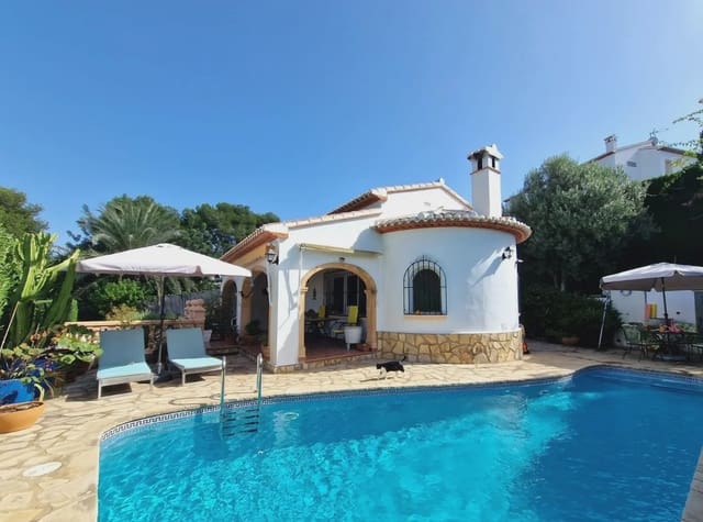 3 soveværelse Villa til salg i Javea / Xàbia med swimmingpool garage - € 650.000 (Ref: 9599986)