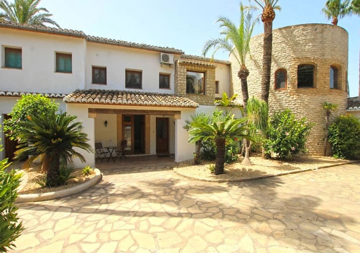 15 camera da letto Commerciale in vendita in Javea / Xabia con piscina garage - 1.590.000 € (Rif: 9599989)