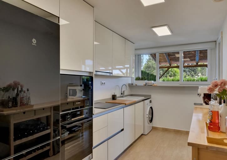 4 soverom Hus til salgs i Javea / Xabia med svømmebasseng garasje - € 639 000 (Ref: 9610054)