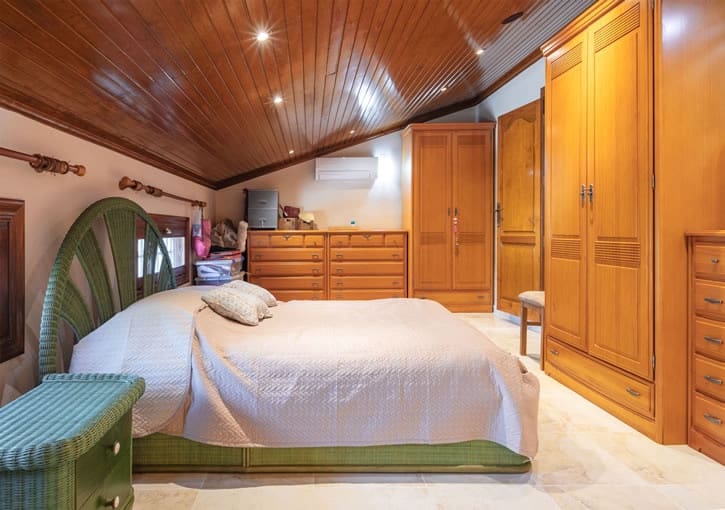 6 bedroom Villa for sale in Javea / Xabia with pool garage - € 1,995,000 (Ref: 9610057)