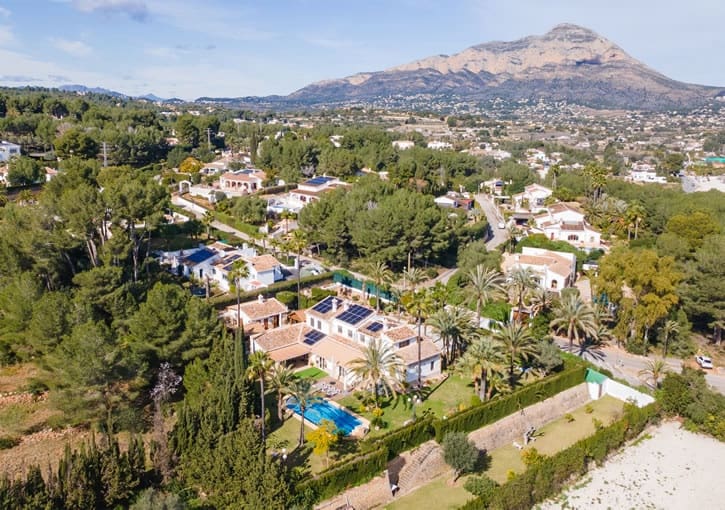 6 bedroom Villa for sale in Javea / Xabia with pool garage - € 1,995,000 (Ref: 9610057)