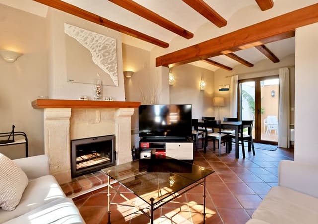 4 soveværelse Byhus til salg i Javea / Xàbia med swimmingpool - € 690.000 (Ref: 9610263)