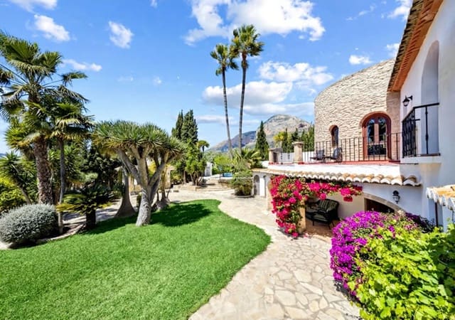 15 bedroom Commercial for sale in Javea / Xàbia with pool garage - € 1,590,000 (Ref: 9620664)