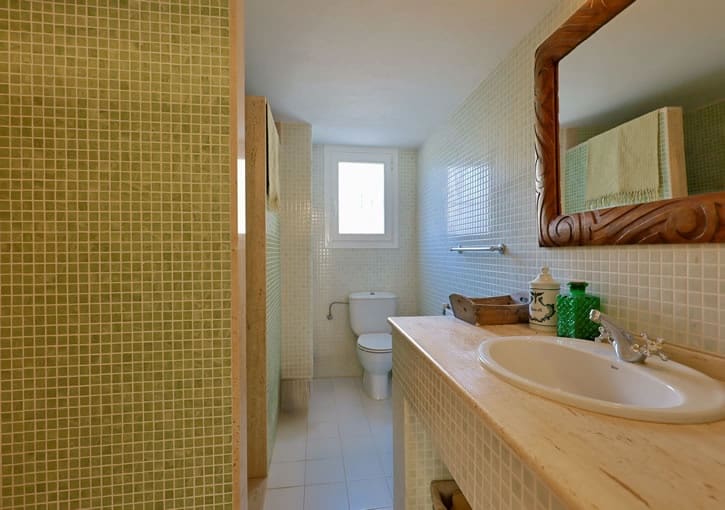 Chalet de 4 habitaciones en Javea / Xàbia en venta con piscina garaje - 750.000 € (Ref: 9622657)