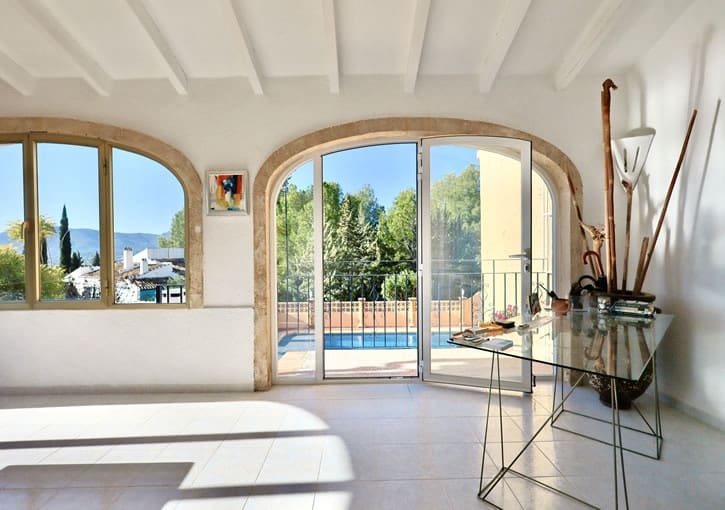 Chalet de 4 habitaciones en Javea / Xàbia en venta con piscina garaje - 750.000 € (Ref: 9622657)