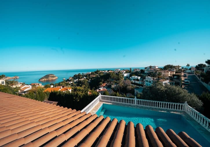 Chalet de 4 habitaciones en Javea / Xàbia en venta con piscina garaje - 1.495.000 € (Ref: 9626741)