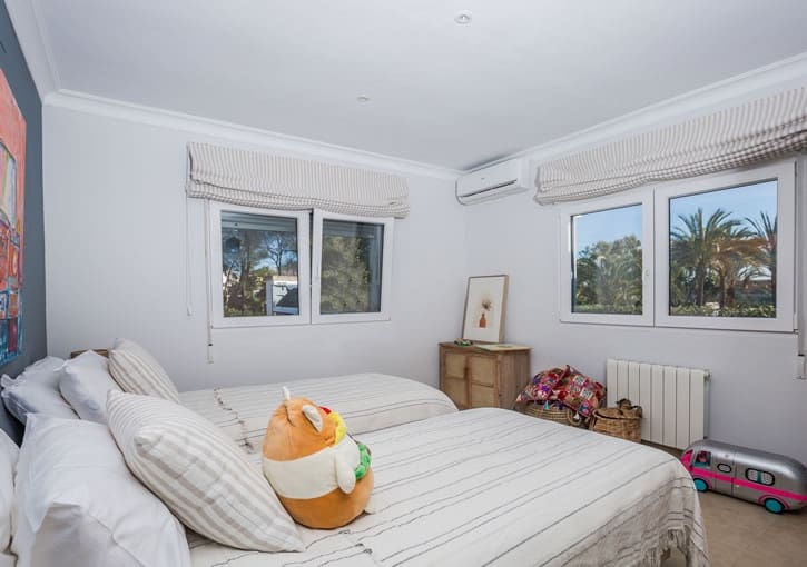 Chalet de 4 habitaciones en Javea / Xàbia en venta con piscina garaje - 1.250.000 € (Ref: 9626743)