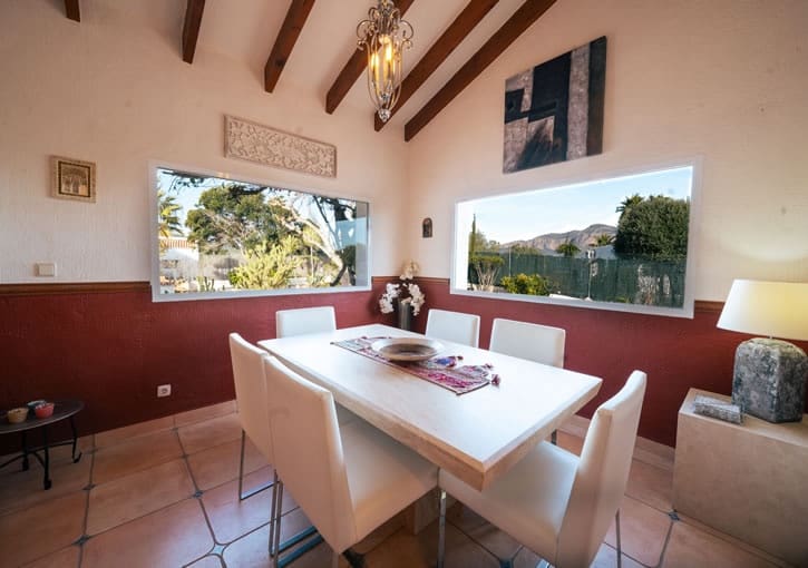 Chalet de 4 habitaciones en Javea / Xàbia en venta con piscina garaje - 1.095.000 € (Ref: 9635056)