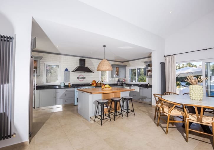 Chalet de 4 habitaciones en Javea / Xàbia en venta con piscina garaje - 1.250.000 € (Ref: 9638093)