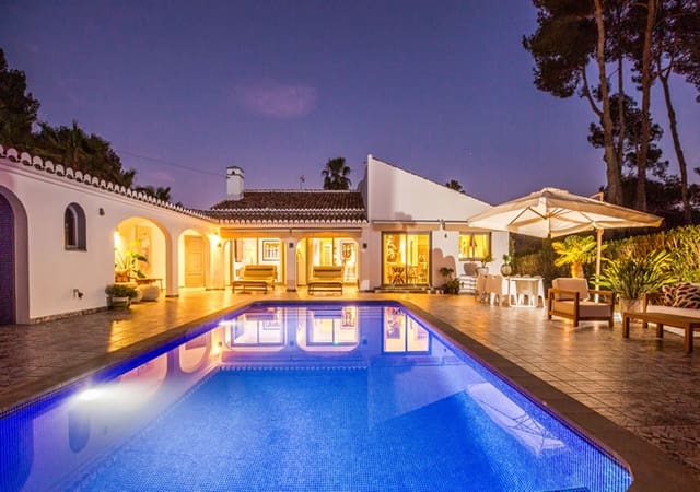 Chalet de 4 habitaciones en Javea / Xàbia en venta con piscina garaje - 1.250.000 € (Ref: 9638093)