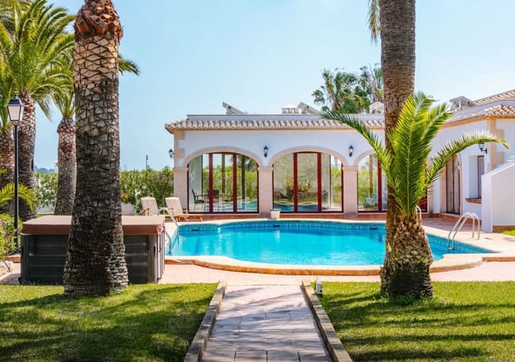 13 bedroom Villa for sale in Javea / Xabia with pool garage - € 3,450,000 (Ref: 9638097)