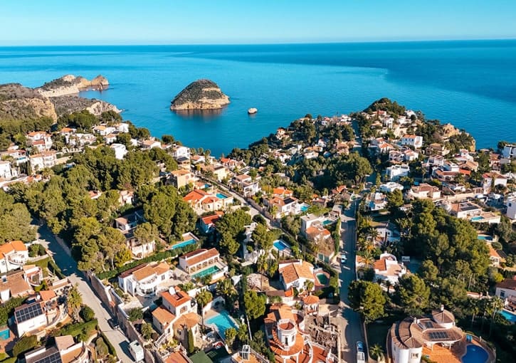 Chalet de 4 habitaciones en Javea / Xàbia en venta con piscina garaje - 1.495.000 € (Ref: 9638098)