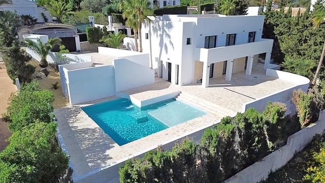 4 soverom Villa til salgs i Javea / Xàbia med svømmebasseng garasje - € 1 075 000 (Ref: 9645904)