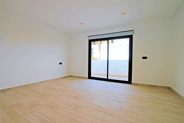 4 soverom Villa til salgs i Javea / Xàbia med svømmebasseng garasje - € 1 075 000 (Ref: 9645904)