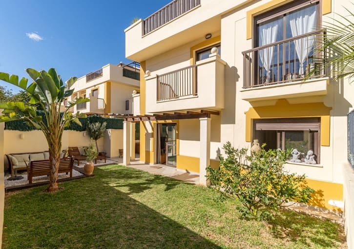 4 quarto Casa em Banda para venda em Javea / Xabia com piscina garagem - 575 000 € (Ref: 9650608)