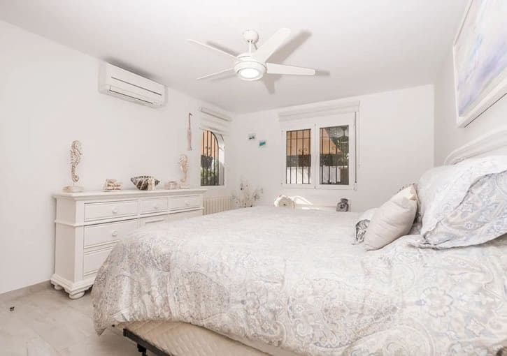 4 slaapkamer Villa te koop in Javea / Xabia met zwembad garage - € 1.150.000 (Ref: 9660577)