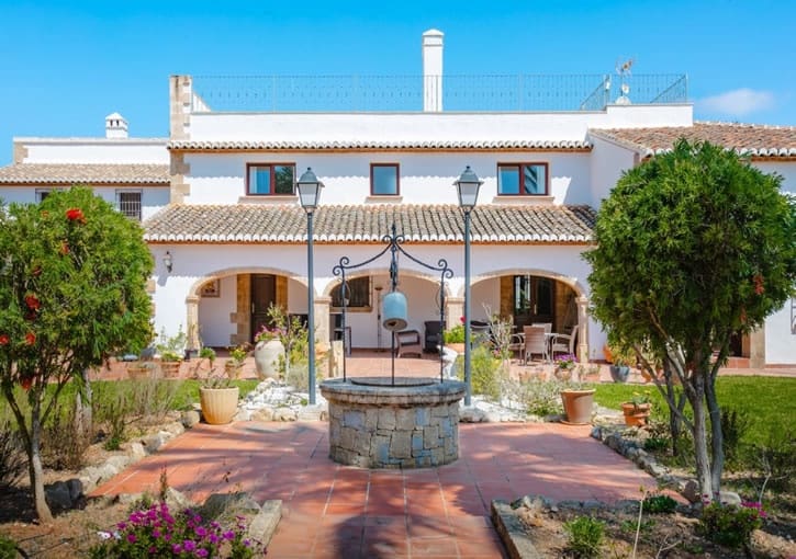 13 bedroom Villa for sale in Javea / Xabia with pool garage - € 3,450,000 (Ref: 9661996)