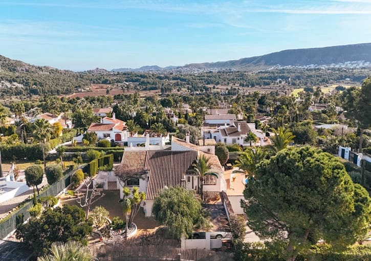 4 soverom Villa til salgs i Javea / Xabia med svømmebasseng garasje - € 1 095 000 (Ref: 9661997)