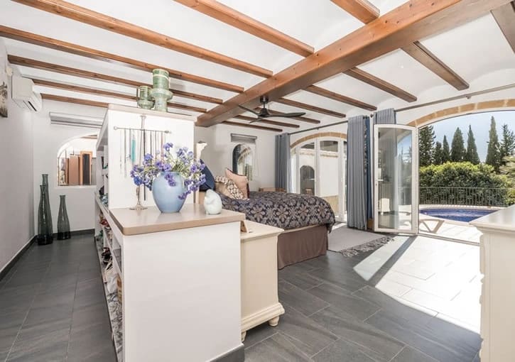 4 soveværelse Villa til salg i Javea / Xabia med swimmingpool garage - € 1.075.000 (Ref: 9703264)