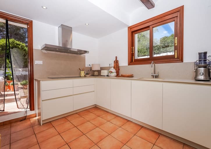 4 soveværelse Villa til salg i Javea / Xabia med swimmingpool garage - € 1.395.000 (Ref: 9715527)