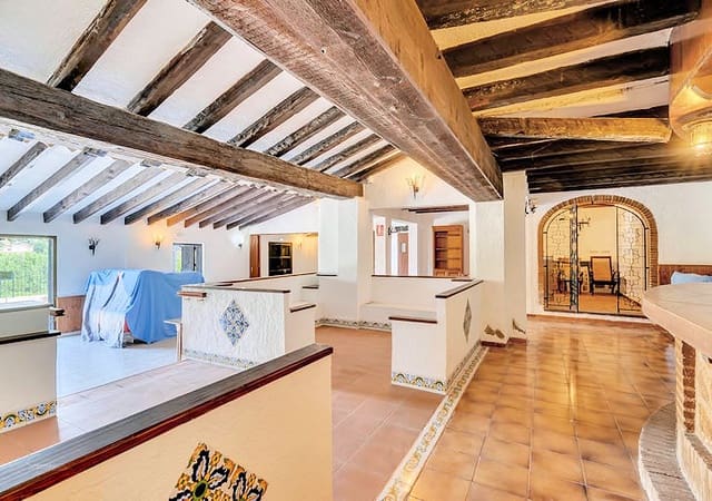 Local Comercial de 5 habitaciones en Moraira, Teulada-Moraira en venta con garaje - 1.600.000 € (Ref: 9733692)