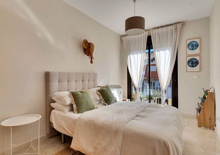 4 sypialnia Dom na sprzedaż w Javea / Xabia z basenem garażem - 575 000 € (Ref: 9733695)