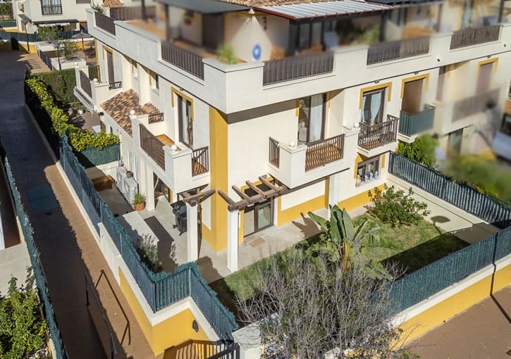 4 sypialnia Dom na sprzedaż w Javea / Xabia z basenem garażem - 575 000 € (Ref: 9733695)