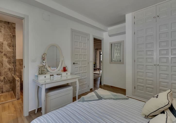 5 bedroom Villa for sale in Javea / Xabia with pool garage - € 875,000 (Ref: 9733704)