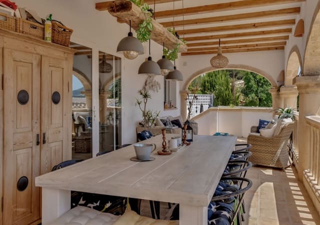 5 sypialnia Willa na sprzedaż w Javea / Xàbia z basenem garażem - 875 000 € (Ref: 9733704)