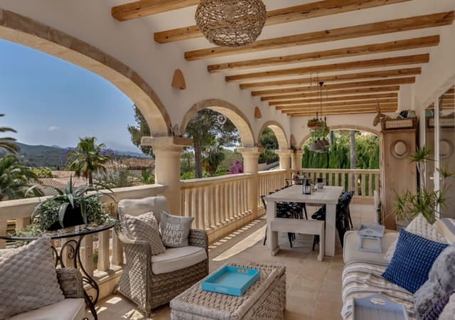 5 sypialnia Willa na sprzedaż w Javea / Xàbia z basenem garażem - 875 000 € (Ref: 9733704)