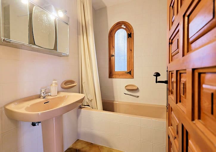 2 bedroom Villa for sale in Javea / Xabia with garage - € 648,000 (Ref: 9733716)