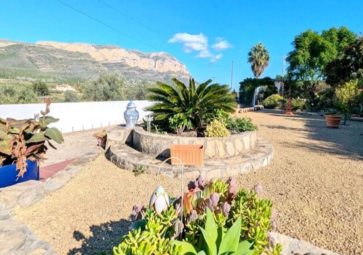 Chalet de 3 habitaciones en Jesús Pobre en venta con piscina garaje - 749.000 € (Ref: 9740109)