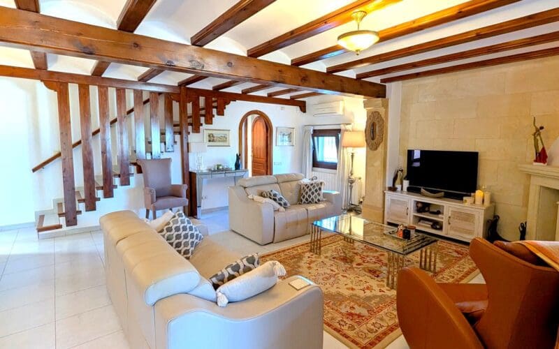 Chalet de 3 habitaciones en Jesús Pobre en venta con piscina garaje - 749.000 € (Ref: 9740109)