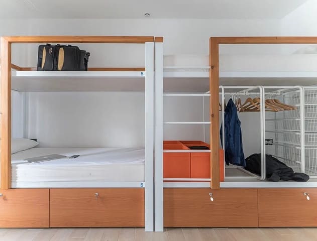 8 bedroom Commercial for sale in Javea / Xàbia - € 1,290,000 (Ref: 9763254)