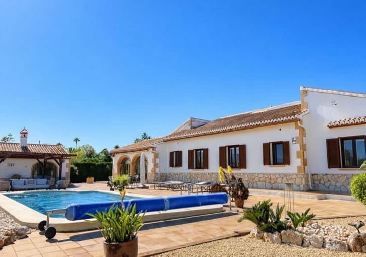 4 bedroom Villa for sale in Javea / Xabia with pool garage - € 1,695,000 (Ref: 9763256)
